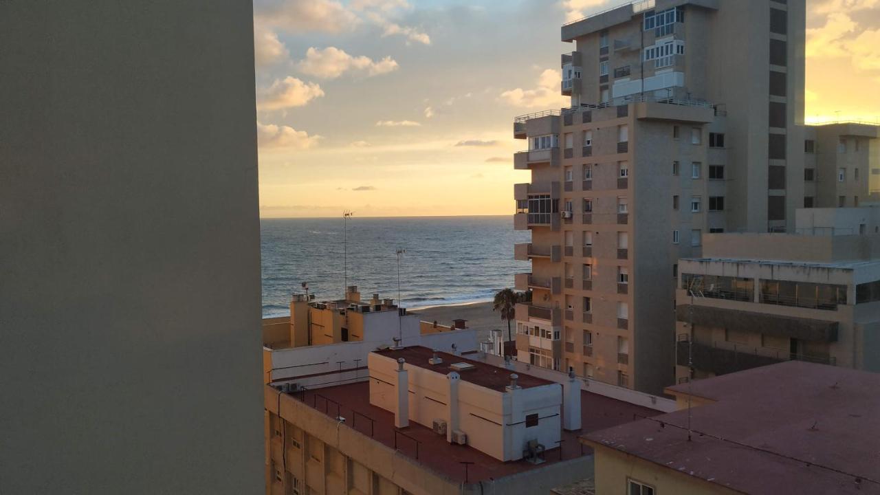 Playa Victoria Ha Apartment Cádiz Kültér fotó
